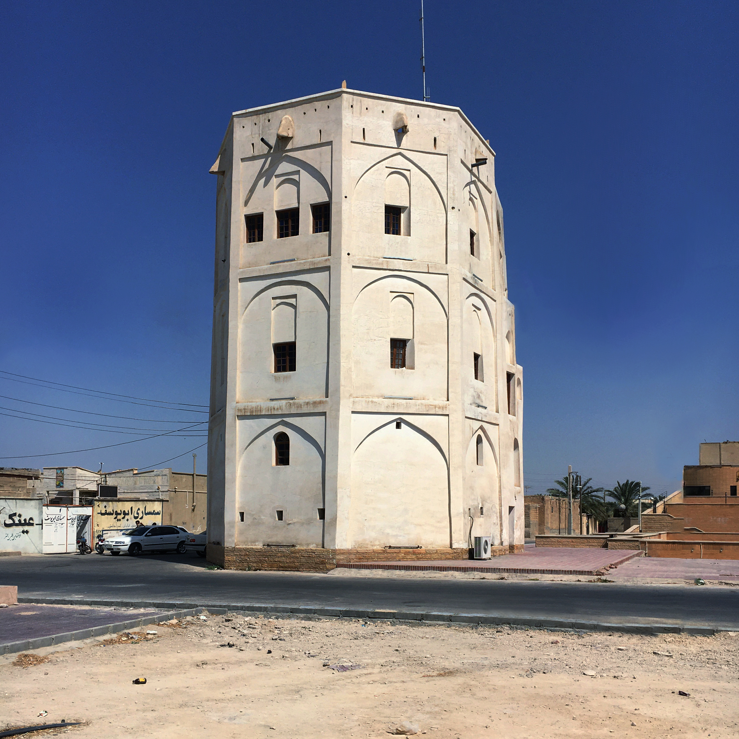 طراحی اپلیکیشن در خورموج